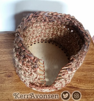 crochet_yarn_bowl-20220313_140120.jpg