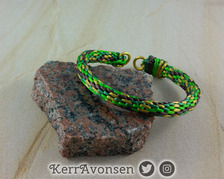 bracelet_green_brown_wire_core-20180510_130932.jpg
