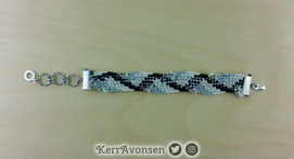 bracelet_grey_black-20230726_203008.jpg