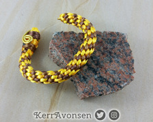 bracelet_yellow_brown_wire_core-20180510_130727.jpg
