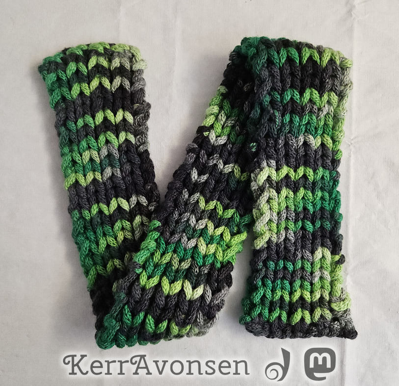 hulk_scarf-20250717_110810.jpg