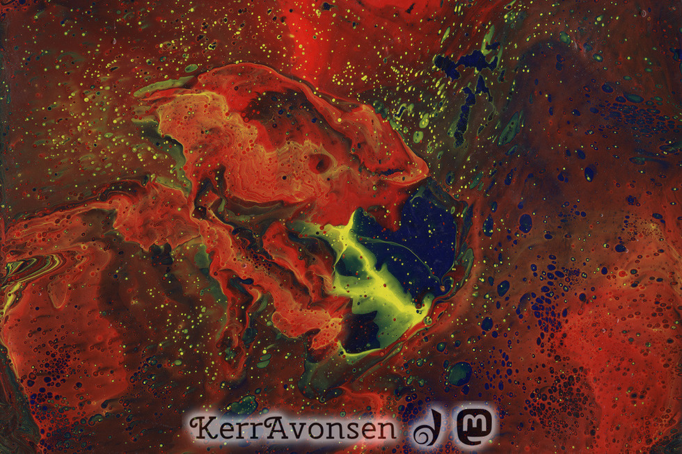 Starborn-fluid_art_S011V-20190407_1730.jpg