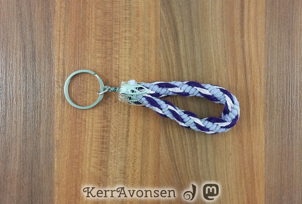 keyring_purple-20230704_172657.jpg